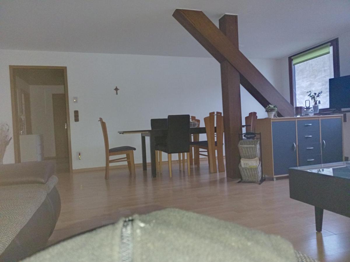 Zentrale Ferienwohnung Mit Blick Auf Die Paulinskirche Trier Eksteriør billede